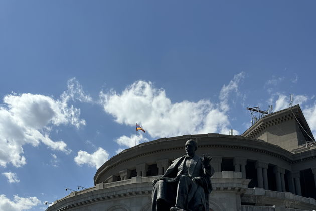 Виды Встреча в аэропорту с экскурсией по Еревану