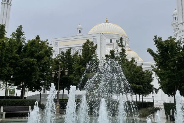 Колоритная Чеченская Республика из Махачкалы индивидуально
