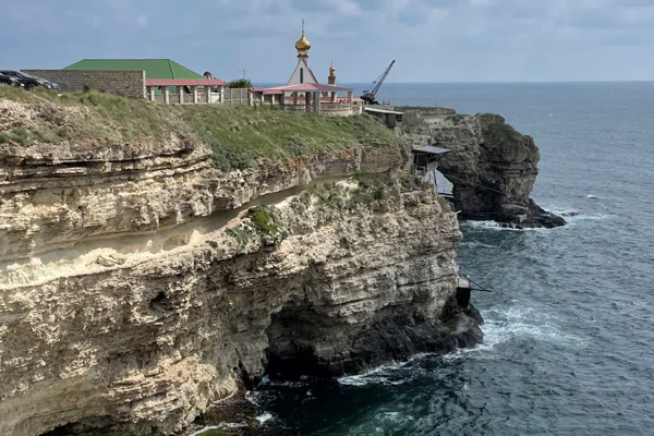 На запад! К розовому озеру и мекке дайверов — фото 3, Ялта | Покатаем