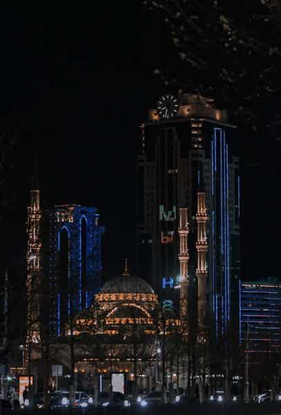 Огни вечерних мечетей Чечни - фото 2
