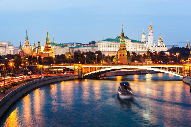 От Москва-Сити до Крымского моста: речная прогулка на панорамном теплоходе — фото 8
