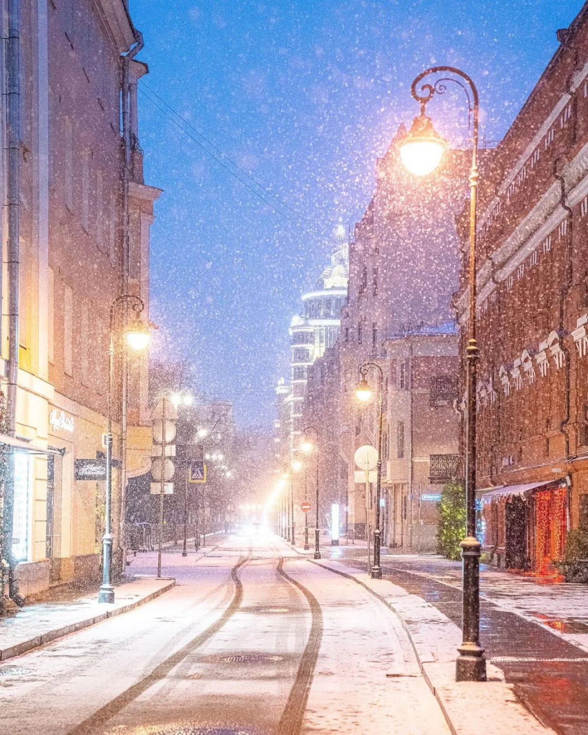 Автопрогулка с героями Булгакова по московским улицам, кадр 13
