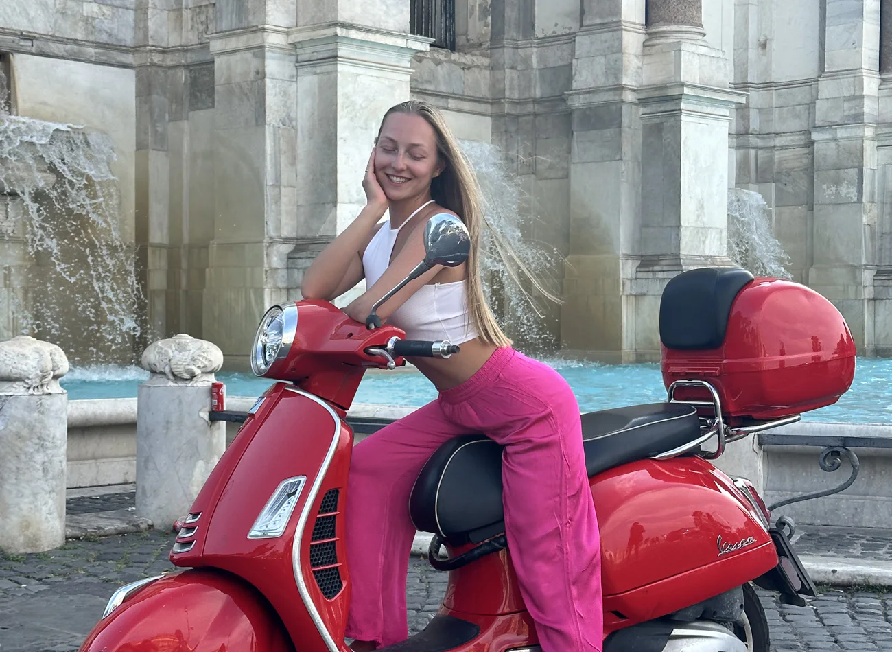 Explore Rome on Vespa — tour in Rome, Italy | Pokataem