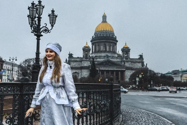 Со Снегурочкой по Петербургу: настоящая новогодняя экскурсия