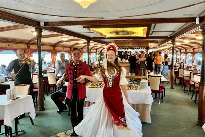 Dinner & Cruise on the Danube with Folklore Dance Show & Live Music