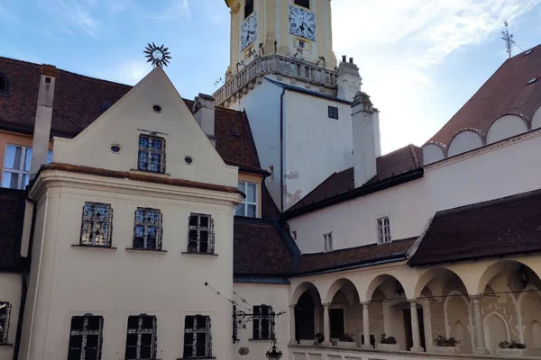 3 Capitals In One Day: Vienna, Bratislava, Budapest - Guided Private Tour — photo 6, Vienna | Pokataem
