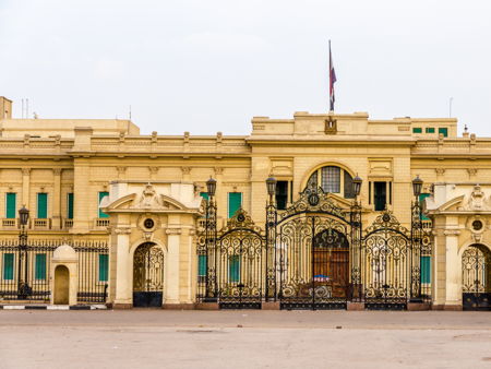 Дворец Маниал