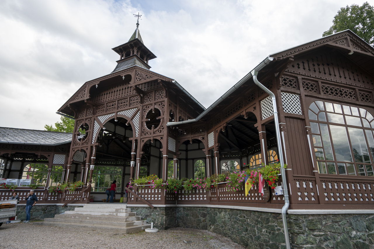 Путешествие по старейшей железной дороге в Belle Époque