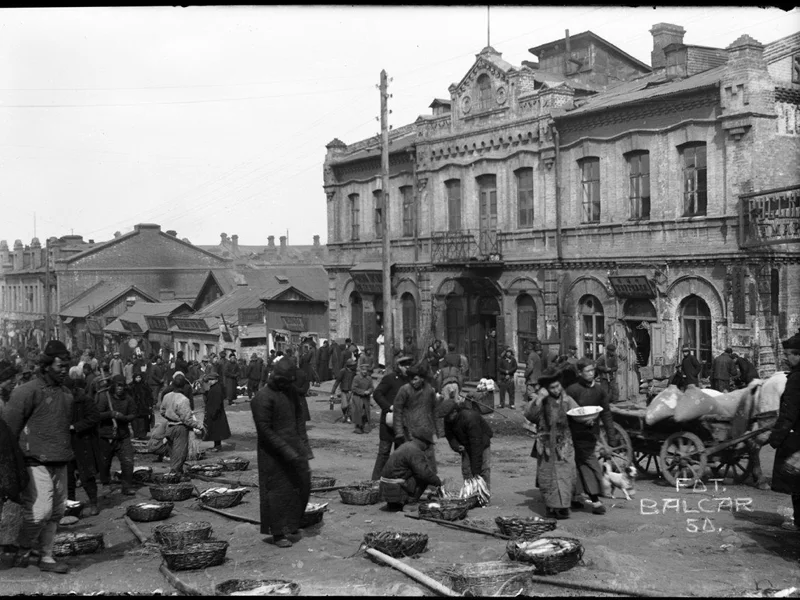 Искусство, чай и криминал — квинтэссенция Миллионки (+ чайная церемония) — фото 3, Владивосток | Покатаем