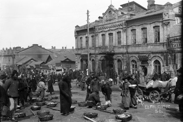 Фото к экскурсии Искусство, чай и криминал — квинтэссенция Миллионки (+ чайная церемония)