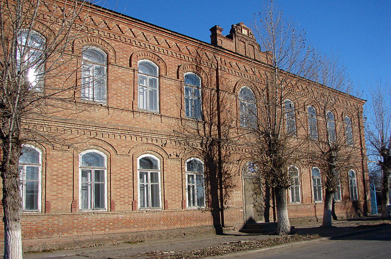 Красноармейск саратовская область школы