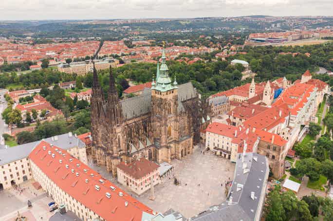 Prague Castle: 1-Hour Tour w/ Fast-GET Ticket