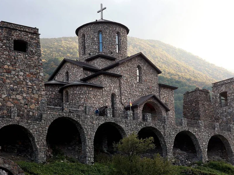 Тур в горы Северной Осетии к памятнику Бодрова С.С. из Железноводска — фото 3, Железноводск | Покатаем