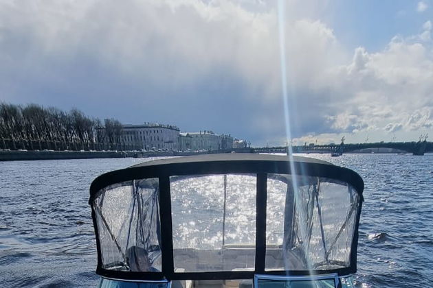 Фото к экскурсии Индивидуальная прогулка на скоростном катере Спутник!