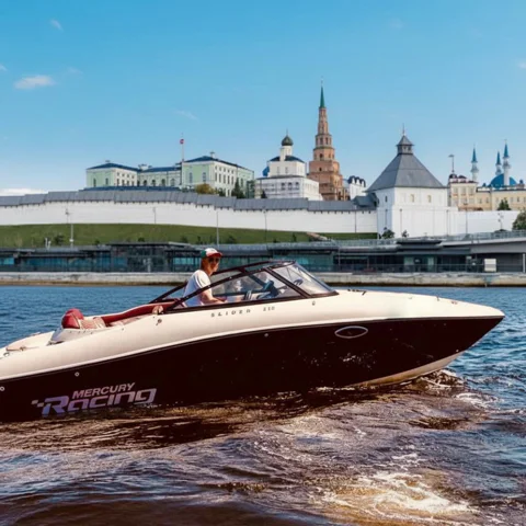 Романтика двух рек: авторская прогулка на катере в Казани