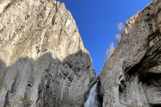 Виды Водопады Джилы-Су и закат на плато Бермамыт за один день из Кисловодска