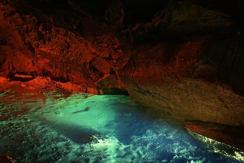 Тайны Красных пещер