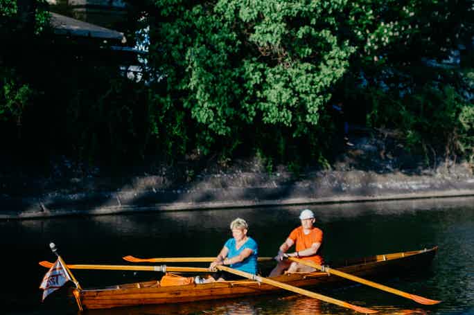 Berlin: Guided Tour by Canoe