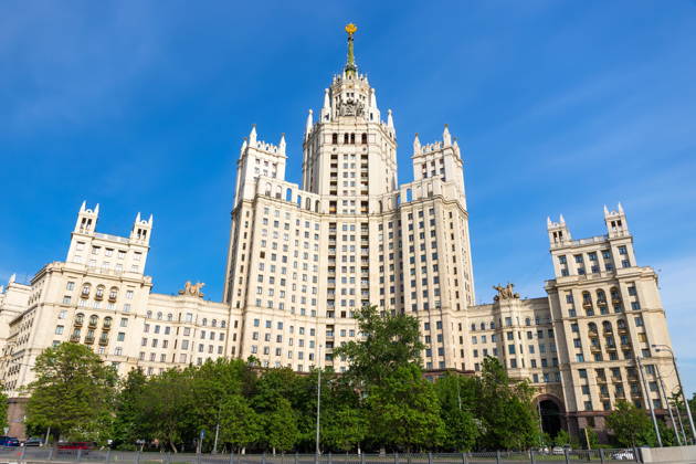Сталинские высотки: индивидуальная автобусная экскурсия 