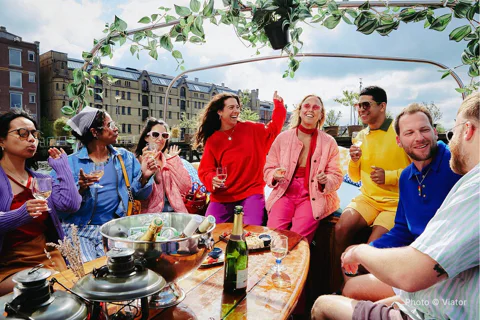 Private Canal Cruise with Local Captains and Hidden Gems