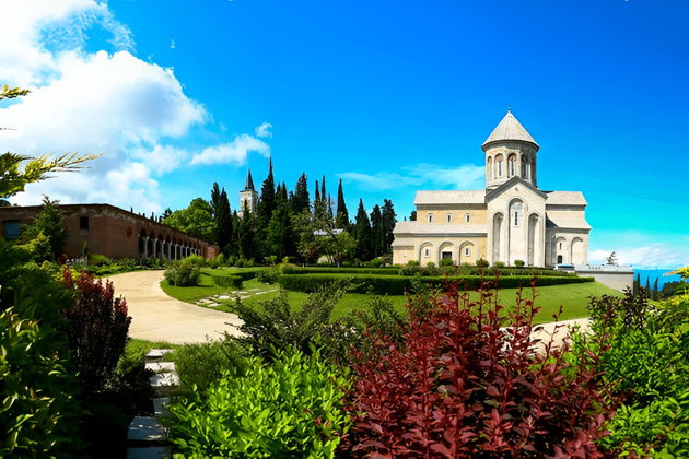 Виды Кахетинское путешествие: Вино и традиции — хинкали и чурчхела