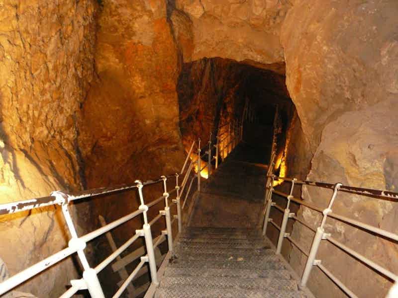 2000 ступеней в пещеру к Святому Давиду-Хазрати Довуд - фото 5