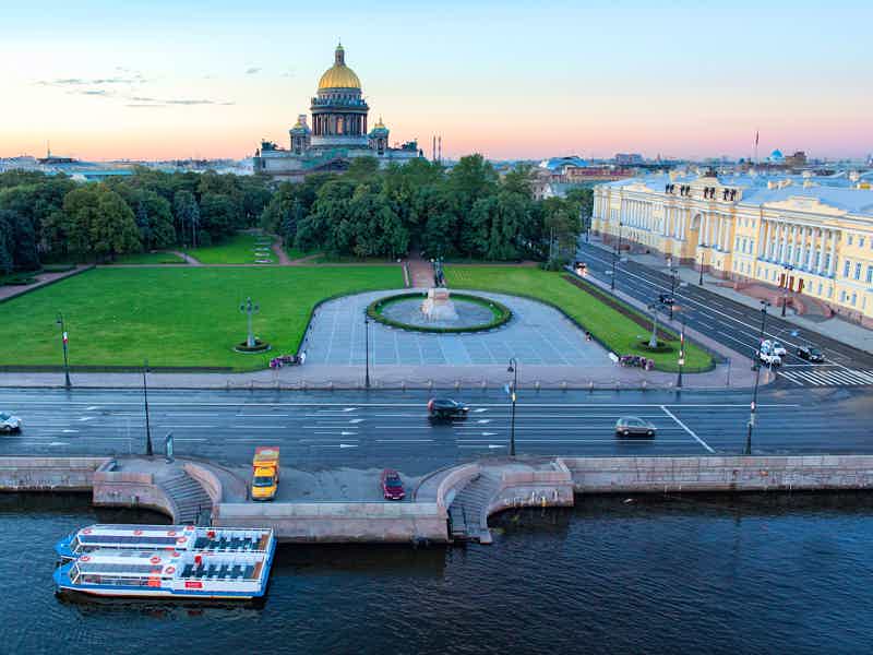 Три главных площади Петербурга за 2 часа - фото 5