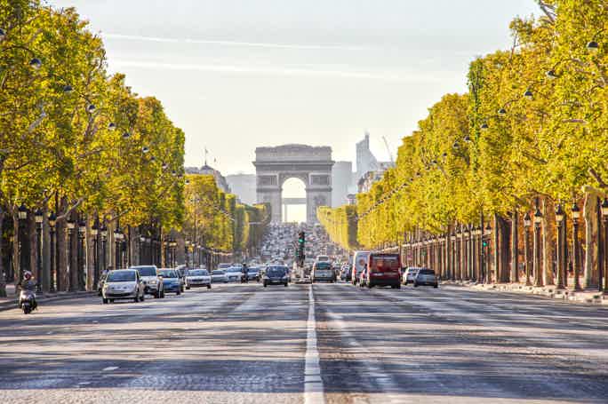 Автомобильная экскурсия по Парижу