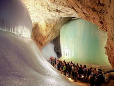 Пещера "МИР ЛЕДЯННЫХ ВЕЛИКАНОВ" — Фантастический Мир Льда в Альпах