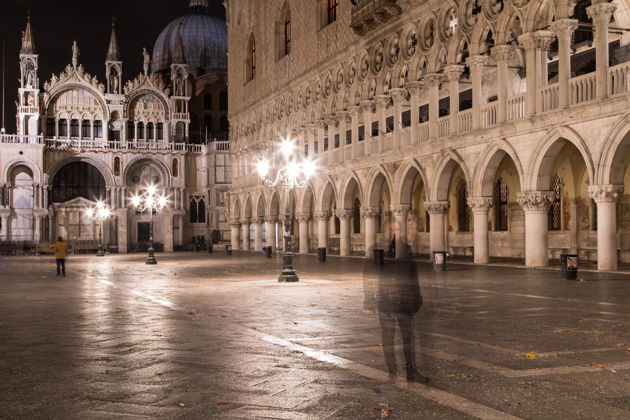 Вечерняя экскурсия с привидениями по Риальто и площади Сан-Марко