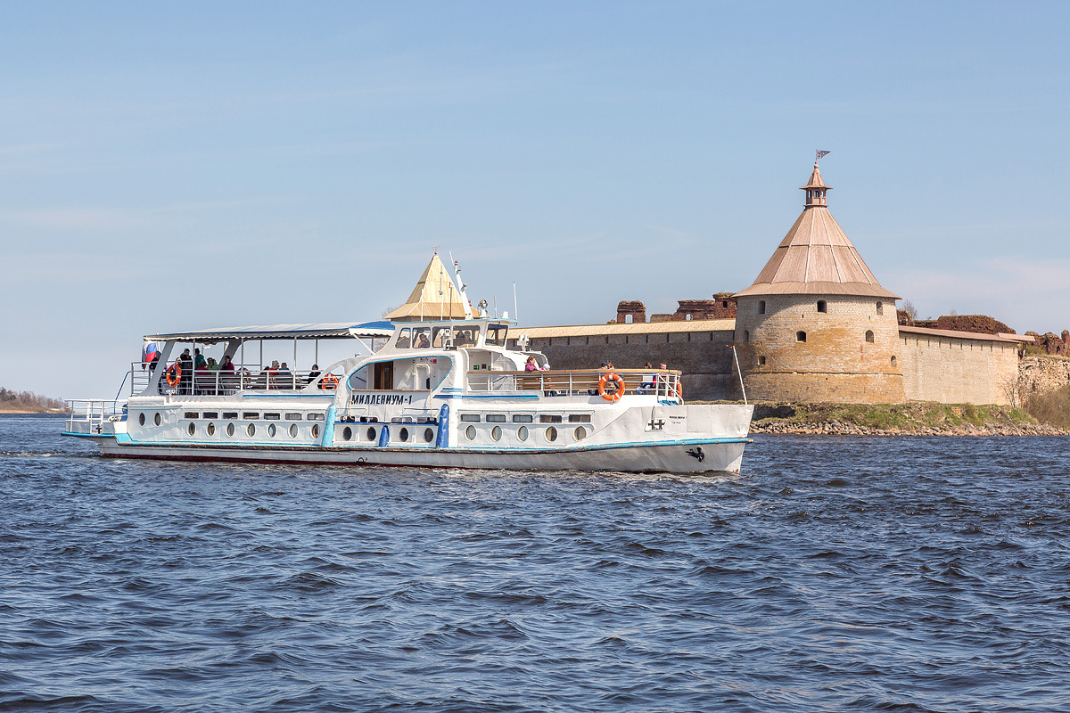 Переправа в крепость Орешек