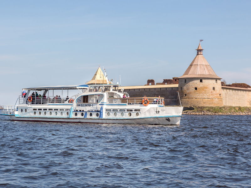 Переправа в крепость Орешек - экскурсия в Санкт-Петербург, Россия