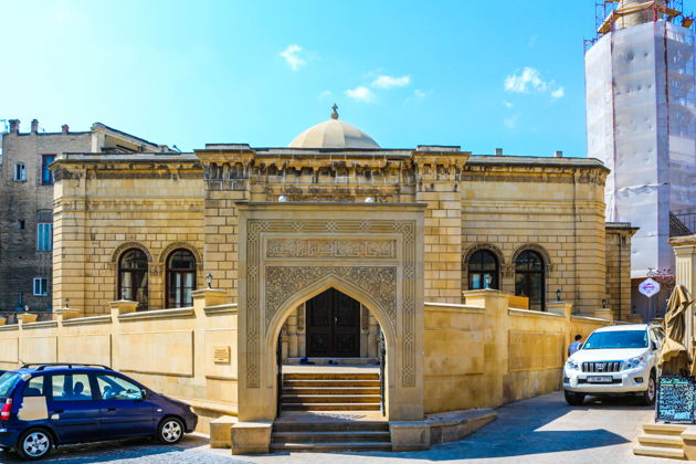 Виды Альпаки и горные просторы: экскурсия в заповедник из Баку