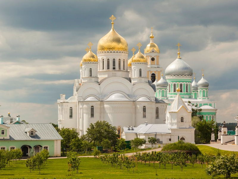Дивеевский монастырь и село Дивеево