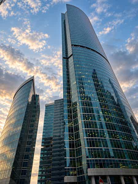 Небоскрёбы Москва-Сити: прогулка-квест с аудиогидом - фото 2