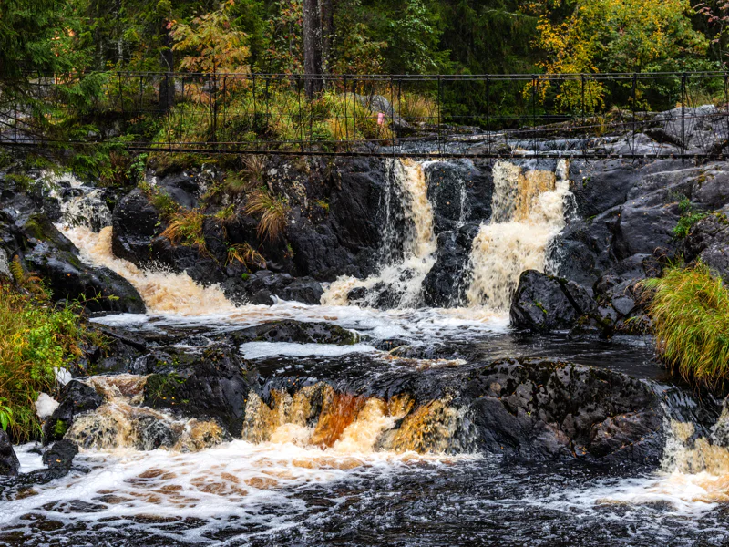 В мини-группе по Карелии: Рускеала, Мраморный каньон и водопады — фото 2, Санкт-Петербург | Покатаем