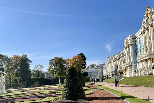 В Екатерининский и Александровский дворцы и парки — на комфортабельном авто — фото 2