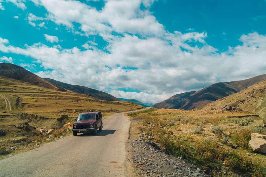 Экскурсия из Баку: Губа, Хыналыг и Карамельные горы - фото 2