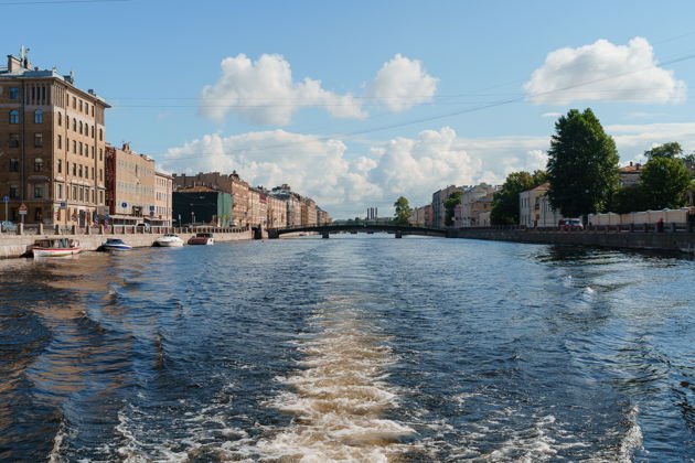 Фото к экскурсии На катере по рекам и каналам Санкт-Петербурга
