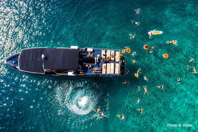 Blue Lagoon & 3 Islands Cruise with Lunch and Wine