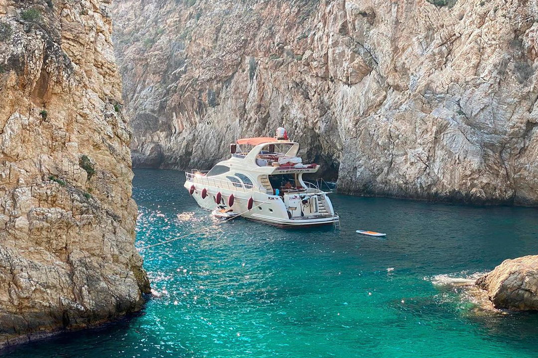 Аланья с борта яхты: роскошное путешествие по лазурным водам — фото 6