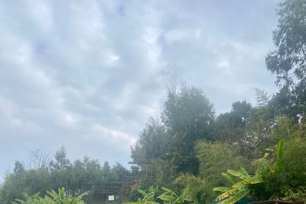 Виды Термальный источник Кындыг и старый Сухум