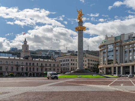 Площадь Мейдан