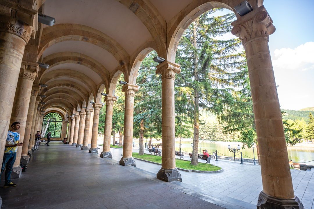 Открой настоящую Армению: Хор Вирап, Нораванк, Джермук и Арени — фото 8