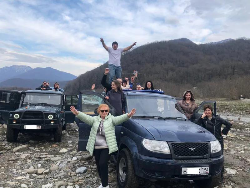 Джип-тур в Солохаул: водопад, самшиты и Ведьмина гора — фото 2, Дагомыс | Покатаем