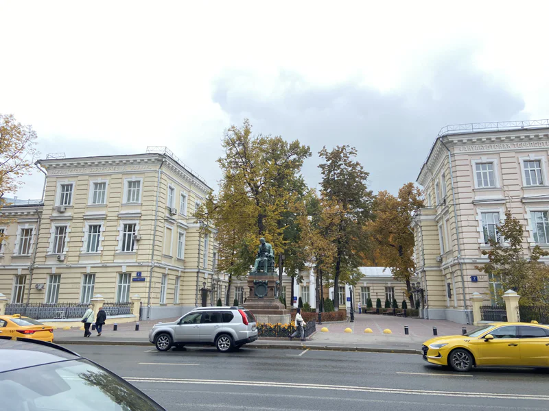 «Дорога жизни» – прогулка по клиническому городку — фото 3, Москва | Покатаем