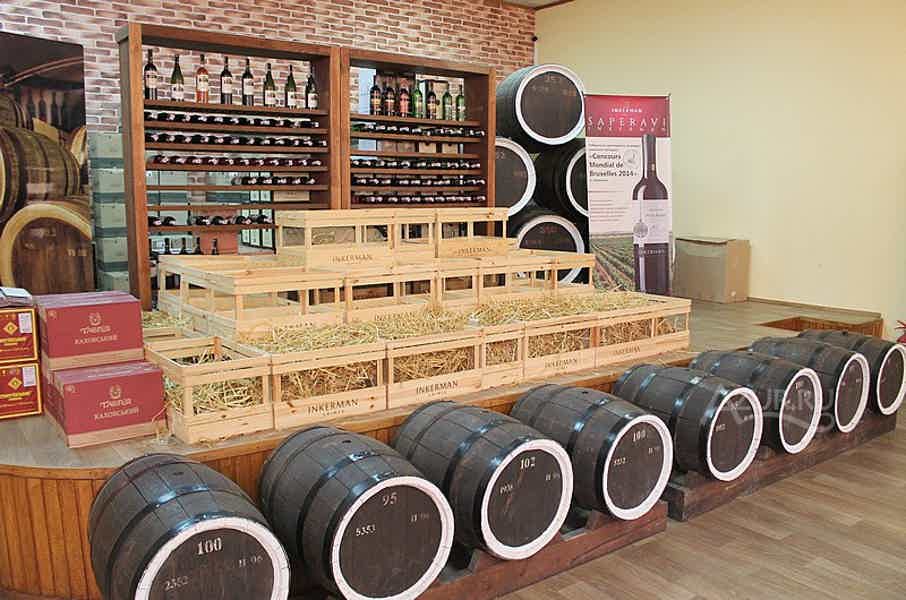 Инкерманский завод марочных вин и средневековый монастырь - фото 1