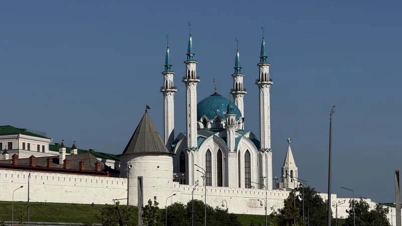 На теплоходе по Казанке + Волге с экскурсией и трансфером из центра Казани — фото 3