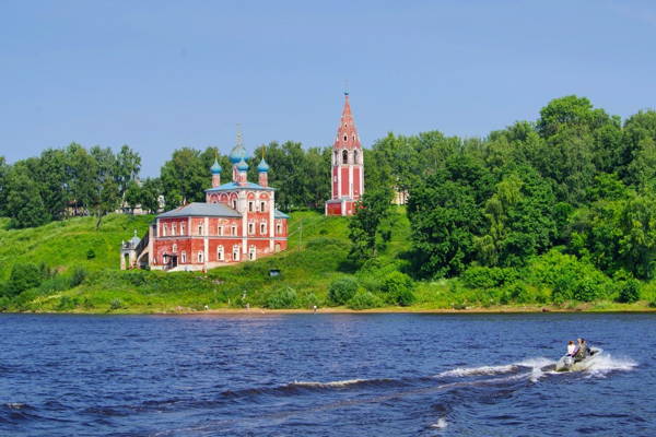 Левый берег волги ярославль
