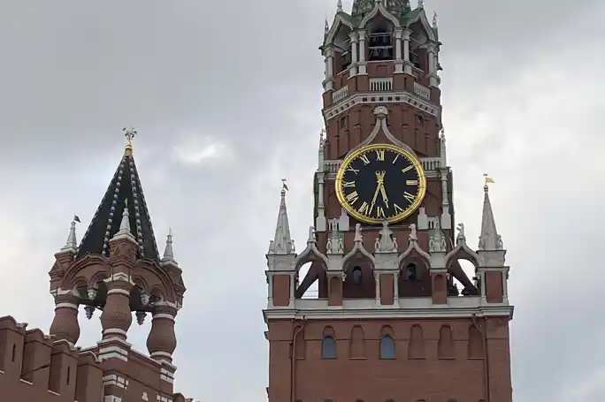 «КРАСНАЯ — преКРАСНАЯ»: Красная площадь для взрослых и детей